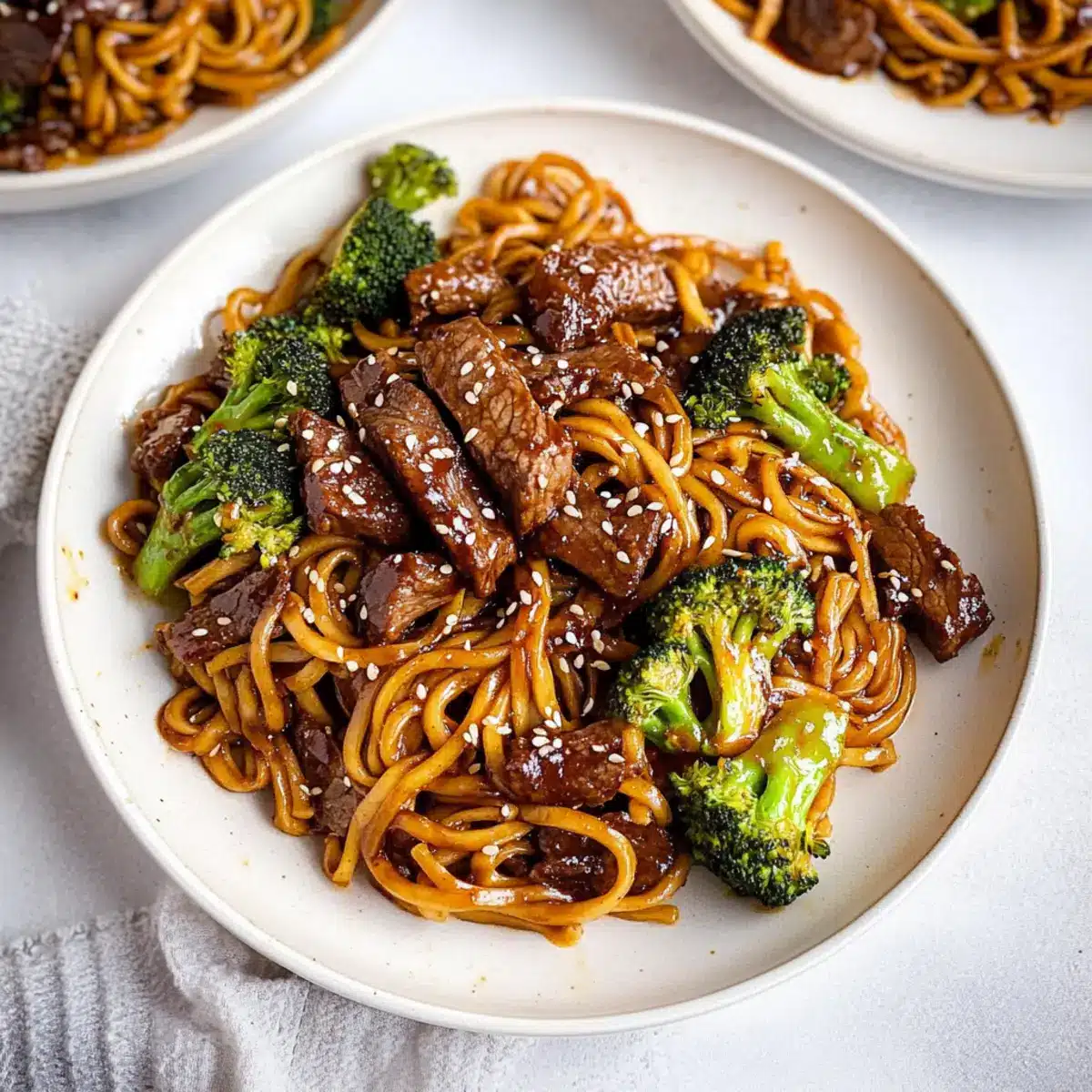 Beef and Broccoli Lo Mein Noodles